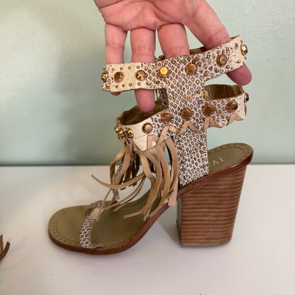 Ivy Kirzhner Sandals 9 Brown Snake Fringe Studded Hildagar Buckle Strappy Ankle - Picture 12 of 16